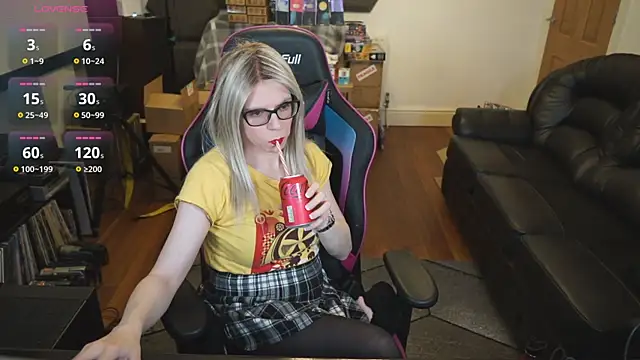 Snapshot of KelseyCobalt chatting on November 24, 2025, 9:26 pm KelseyCobalt online show from November 24, 2025, 9:26 pm