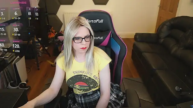 Snapshot of KelseyCobalt chatting on March 11, 2025, 9:15 pm KelseyCobalt online show from March 11, 2025, 9:15 pm