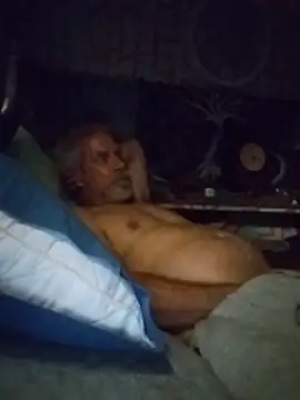 Biknight online show from April 5, 2026, 2:40 am