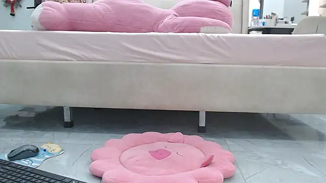 Snapshot of Hanako_love chatting on January 16, 2026, 4:11 pm Hanako love online show from January 16, 2026, 4:11 pm