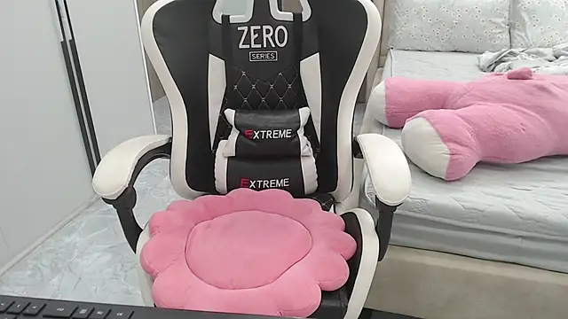 Hanako love online show from November 5, 2025, 3:48 pm