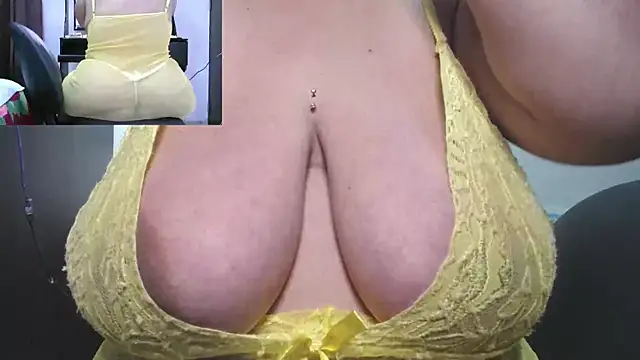 Snapshot of zoe_hotxxx chatting on November 9, 2025, 2:37 am zoe hotxxx online show from November 9, 2025, 2:37 am