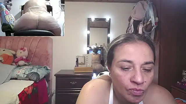 zoe hotxxx online show from April 6, 2026, 1:56 pm