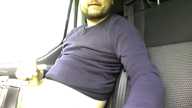 Menic0n online show from February 20, 2026, 12:18 pm