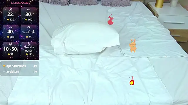 Snapshot of MatureVivian chatting on March 12, 2025, 10:59 am MatureVivian online show from March 12, 2025, 10:59 am