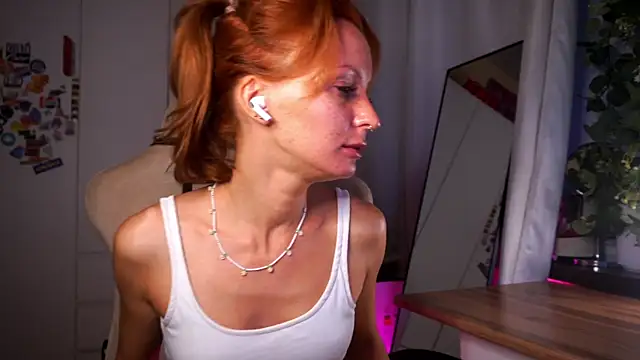 Snapshot of Liuba_Fox chatting on June 28, 2026, 7:09 pm Liuba Fox online show from June 28, 2026, 7:09 pm