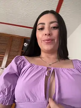 Sofhi corolinne31 online show from December 31, 2024, 10:23 pm