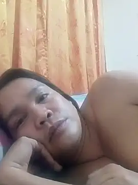 tsfucker lei online show from November 6, 2025, 3:16 pm