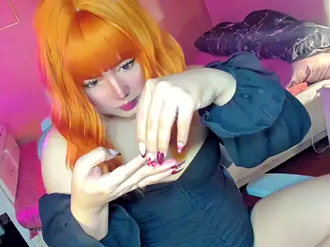 HOTnWILDalice online show from December 15, 2025, 2:28 am