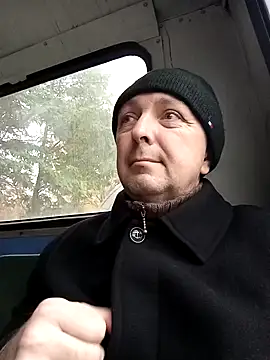 Snapshot of Pokaz2020 chatting on October 24, 2025, 7:07 am Pokaz2020 online show from October 24, 2025, 7:07 am