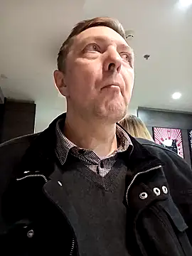 Snapshot of Pokaz2020 chatting on March 9, 2025, 5:28 pm Pokaz2020 online show from March 9, 2025, 5:28 pm