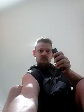 Snapshot of Skody31 chatting on December 15, 2025, 8:53 am Skody31 online show from December 15, 2025, 8:53 am