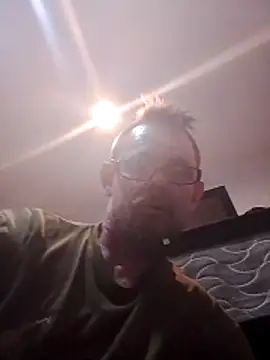 Snapshot of Skody31 chatting on April 9, 2026, 2:12 pm Skody31 online show from April 9, 2026, 2:12 pm
