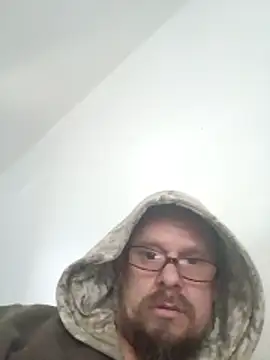 Snapshot of Skody31 chatting on April 23, 2026, 12:17 am Skody31 online show from April 23, 2026, 12:17 am