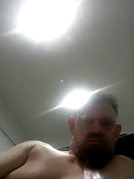 Snapshot of Skody31 chatting on November 26, 2025, 4:23 am Skody31 online show from November 26, 2025, 4:23 am