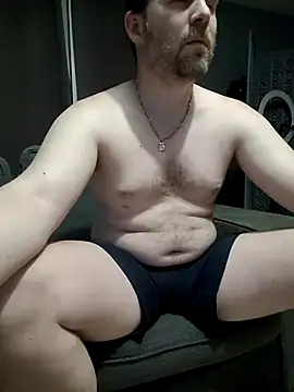 Snapshot of tom_sauwer chatting on July 10, 2026, 9:15 pm tom sauwer online show from July 10, 2026, 9:15 pm