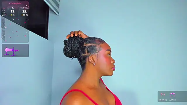 Sofi Smiley online show from March 3, 2026, 5:14 am