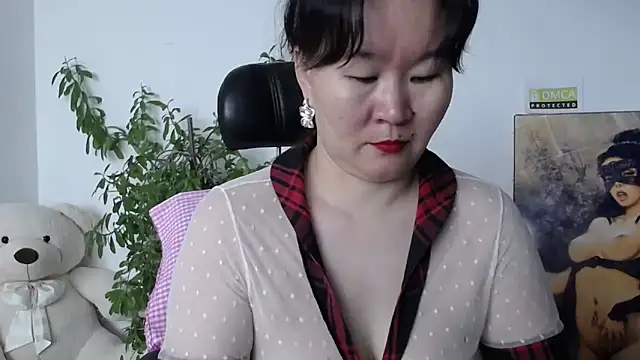 Akira xx online show from March 27, 2026, 2:42 am