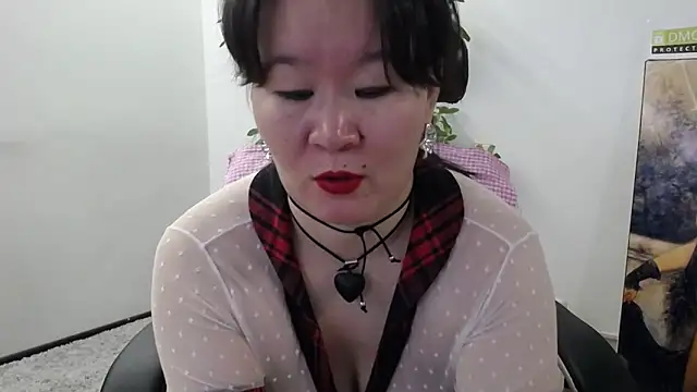 Snapshot of Akira_xx chatting on November 7, 2025, 2:38 am Akira xx online show from November 7, 2025, 2:38 am