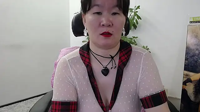 Snapshot of Akira_xx chatting on October 30, 2025, 1:59 am Akira xx online show from October 30, 2025, 1:59 am