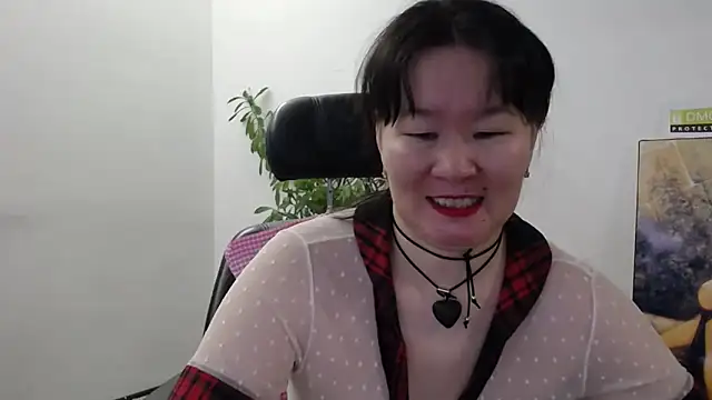 Snapshot of Akira_xx chatting on November 24, 2025, 2:44 am Akira xx online show from November 24, 2025, 2:44 am