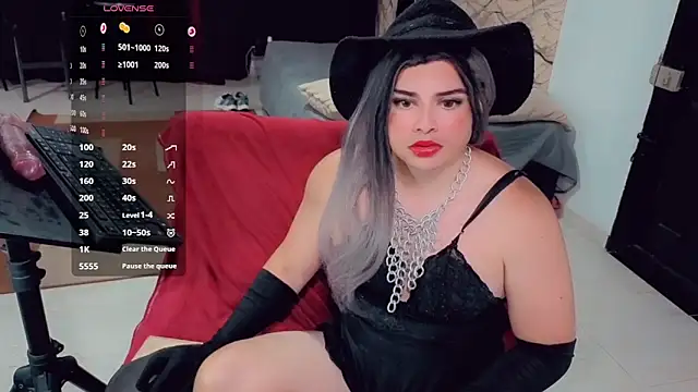 camyl93 online show from April 23, 2026, 10:22 pm