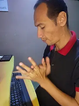 flaco317 online show from September 11, 2025, 3:23 pm