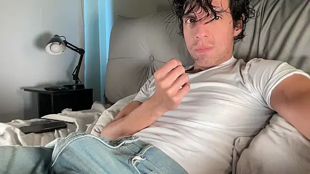 beranco19 online show from April 18, 2026, 6:54 pm