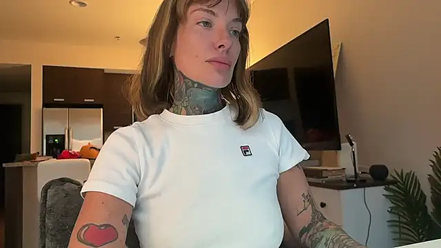 airgeadx online show from November 4, 2025, 8:45 pm