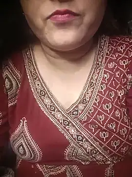 Snapshot of naughtymadam chatting on June 26, 2026, 6:19 am naughtymadam online show from June 26, 2026, 6:19 am