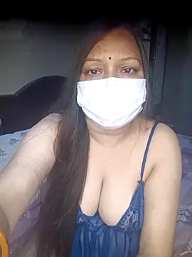 Snapshot of naughtymadam chatting on May 4, 2026, 4:16 am naughtymadam online show from May 4, 2026, 4:16 am