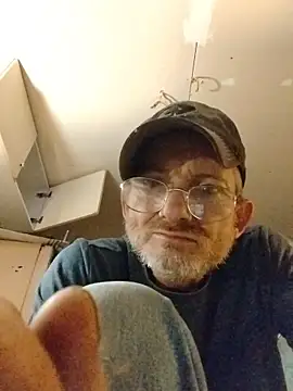 ROBERT0516 online show from November 22, 2025, 10:19 pm