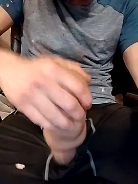 ROBERT0516 online show from March 15, 2026, 12:17 am