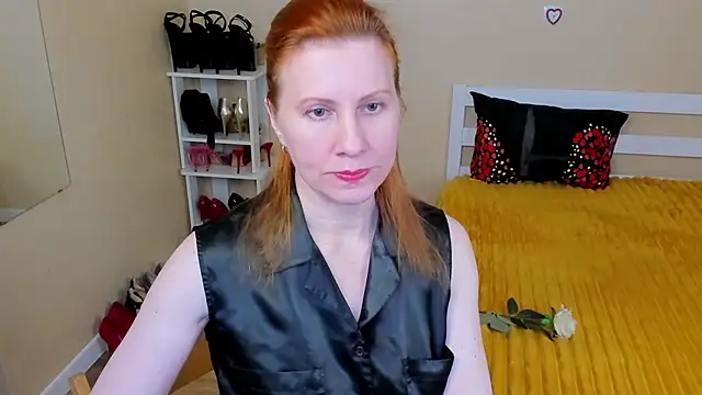Snapshot of FoxySophia chatting on June 29, 2026, 5:23 pm FoxySophia online show from June 29, 2026, 5:23 pm