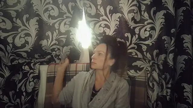 Snapshot of LindaStarS chatting on October 21, 2025, 2:49 pm LindaStarS online show from October 21, 2025, 2:49 pm