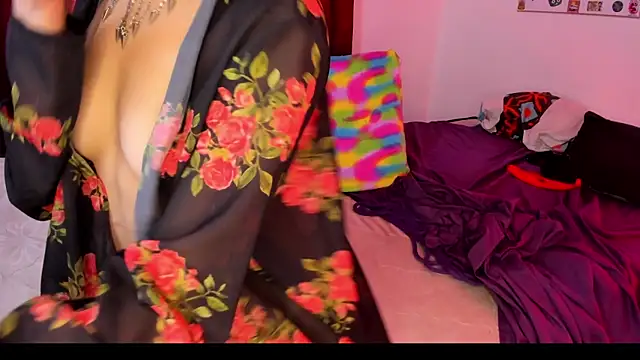 dungeongirls online show from January 6, 2025, 11:09 pm