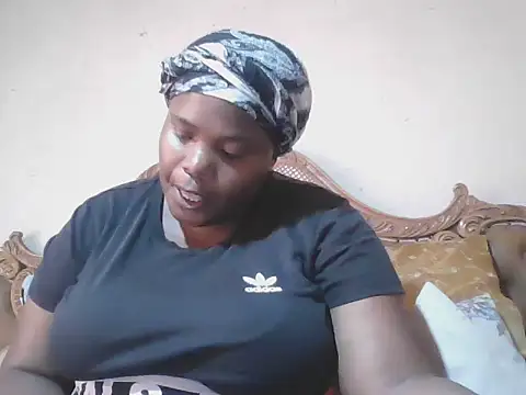 Snapshot of sexybigboobz chatting on November 9, 2025, 12:09 pm sexybigboobz online show from November 9, 2025, 12:09 pm