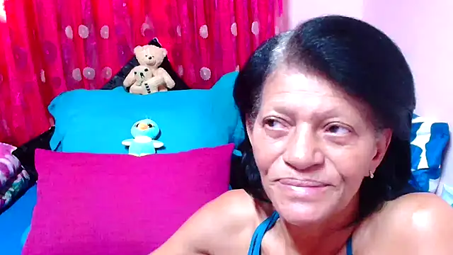 Snapshot of SLUTTYROXY chatting on October 23, 2025, 5:17 am SLUTTYROXY online show from October 23, 2025, 5:17 am