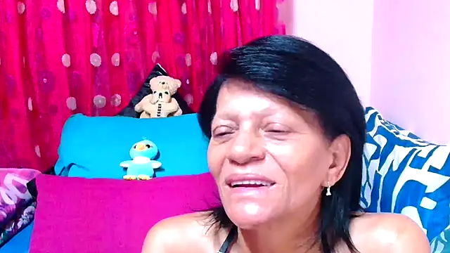 Snapshot of SLUTTYROXY chatting on October 24, 2025, 5:34 pm SLUTTYROXY online show from October 24, 2025, 5:34 pm