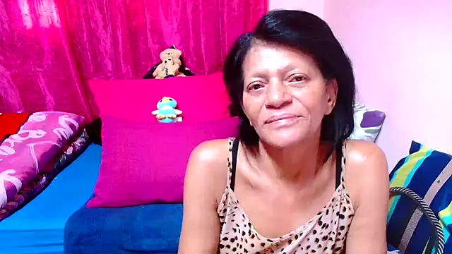 Snapshot of SLUTTYROXY chatting on December 5, 2025, 6:56 am SLUTTYROXY online show from December 5, 2025, 6:56 am