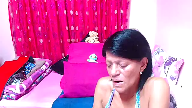 Snapshot of SLUTTYROXY chatting on November 26, 2025, 6:52 pm SLUTTYROXY online show from November 26, 2025, 6:52 pm