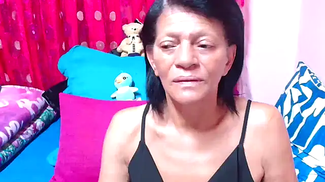 Snapshot of SLUTTYROXY chatting on November 15, 2025, 5:28 pm SLUTTYROXY online show from November 15, 2025, 5:28 pm