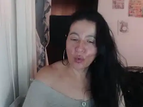 Snapshot of stefilove10 chatting on March 11, 2025, 6:19 pm stefilove10 online show from March 11, 2025, 6:19 pm