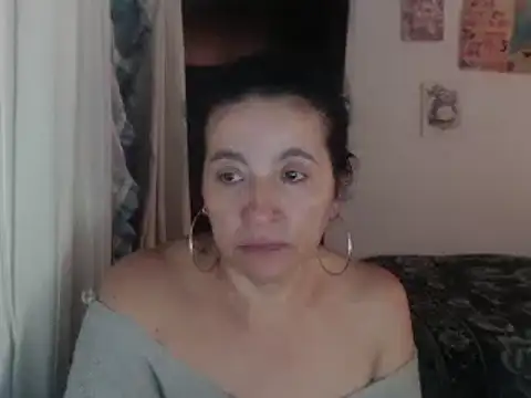 Snapshot of stefilove10 chatting on March 18, 2025, 4:50 pm stefilove10 online show from March 18, 2025, 4:50 pm