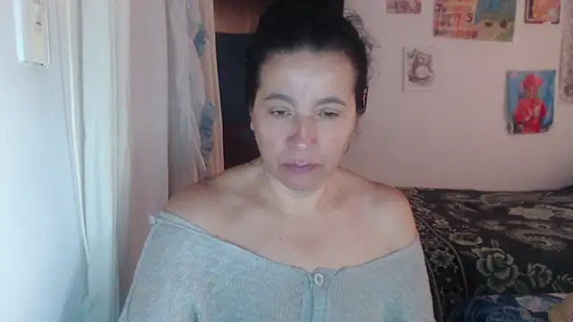 Snapshot of stefilove10 chatting on February 12, 2025, 2:32 pm stefilove10 online show from February 12, 2025, 2:32 pm