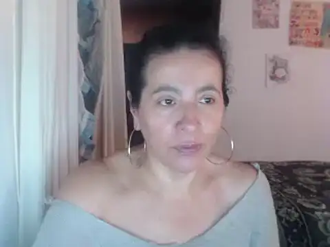 Snapshot of stefilove10 chatting on March 18, 2025, 1:23 pm stefilove10 online show from March 18, 2025, 1:23 pm