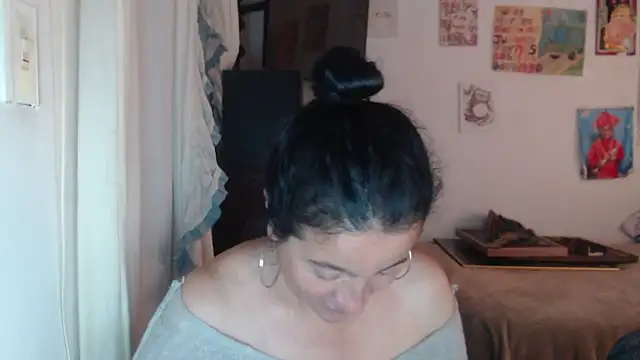 Snapshot of stefilove10 chatting on November 25, 2025, 3:12 pm stefilove10 online show from November 25, 2025, 3:12 pm