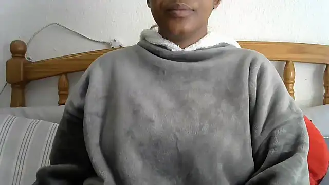 blackslut4u online show from June 6, 2026, 8:41 am