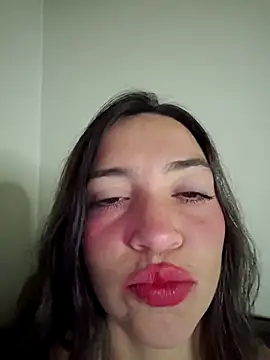 loveuu-bae online show from April 8, 2026, 3:30 am