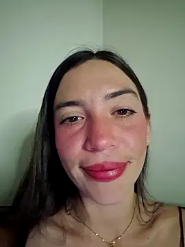 loveuu-bae online show from November 4, 2025, 11:19 pm